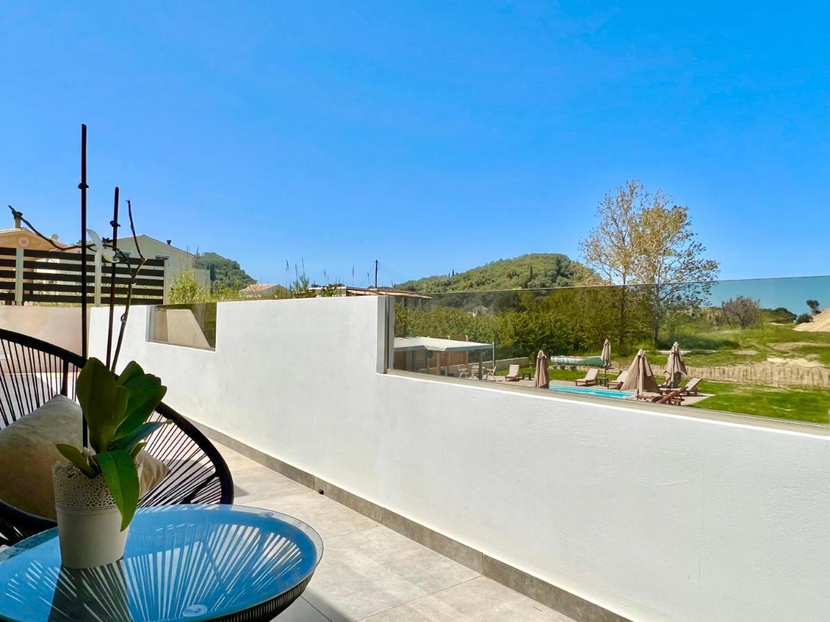 Beach Villa Verano With Private Pool By Dadovillas Sidárion Buitenkant foto